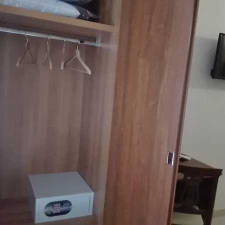 ゲストハウス スイート ダル コンテ